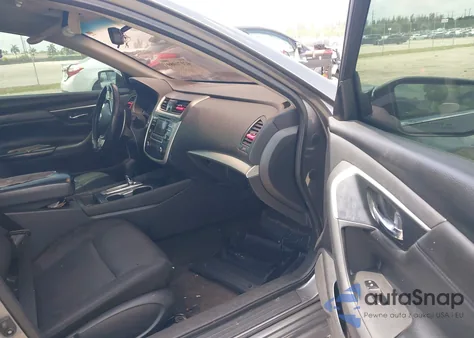 2017 Nissan Altima 2.5 Sr from USA, damaged, VIN 1N4AL3AP6HC206108